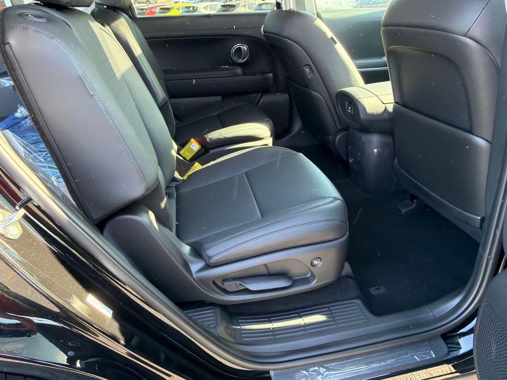 New 2026 Black Hyundai Limited image 15