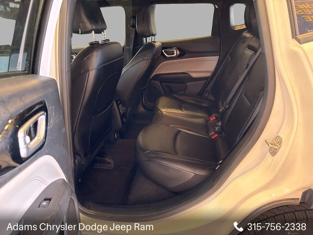 Used 2025 White Jeep Limited image 12
