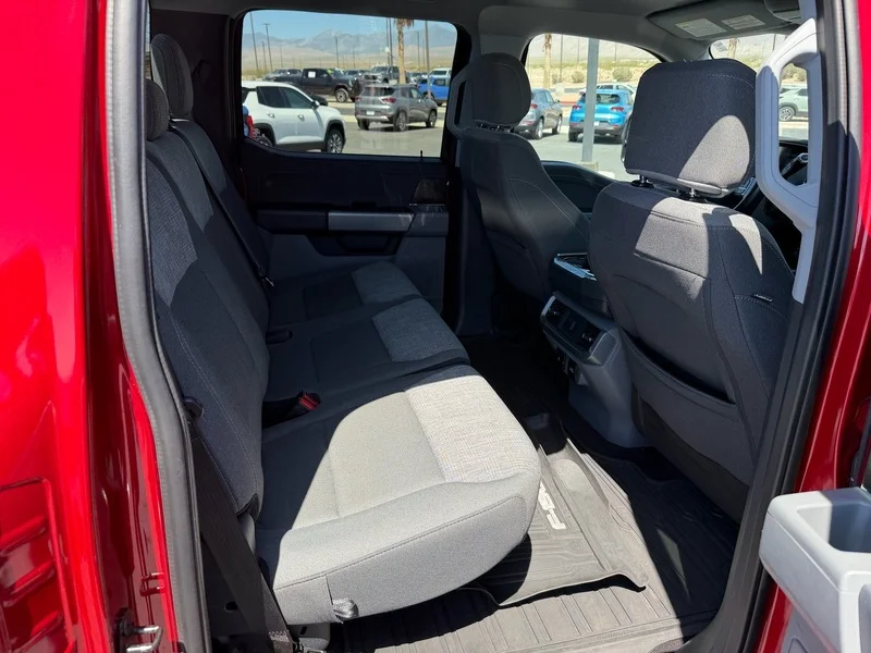 Used 2021 Rapid Red Met Tin Ford XL image 20
