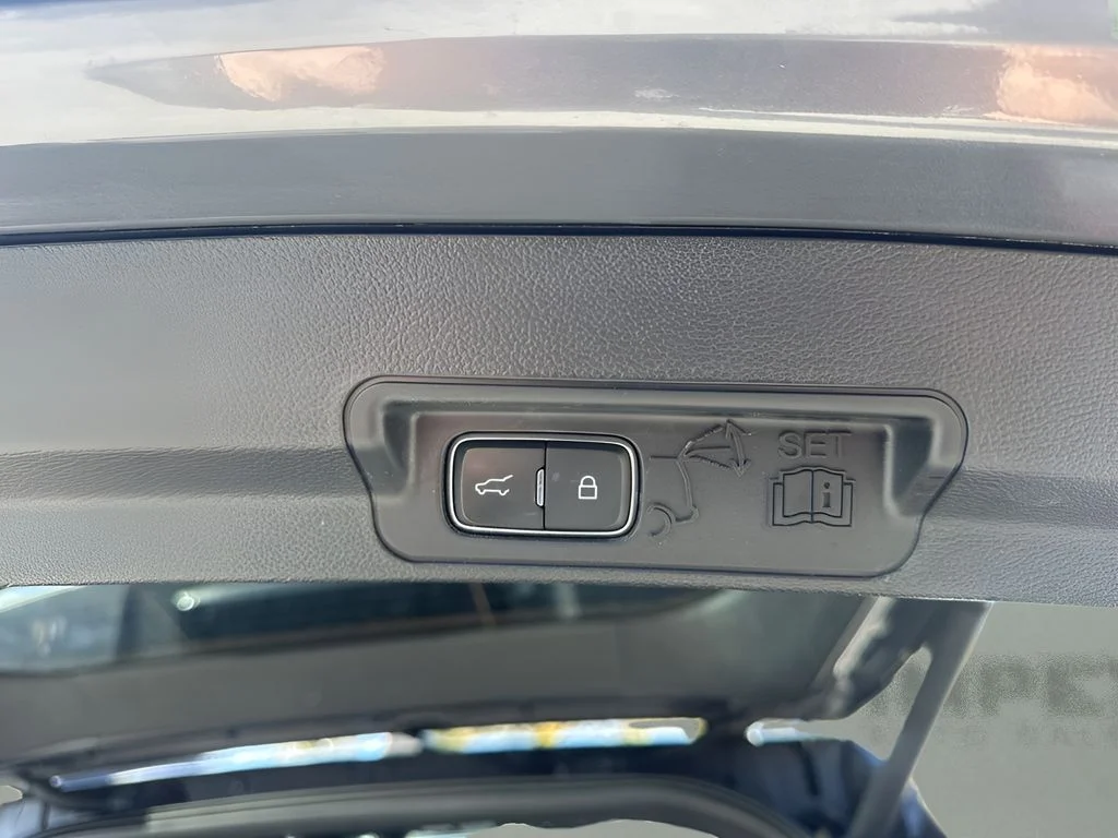 Used 2022 Gray Ford Timberline image 32