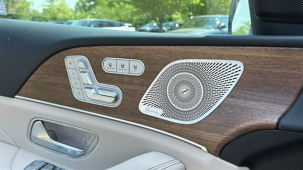 2025 Mercedes-Benz GLS Base - Photo 20