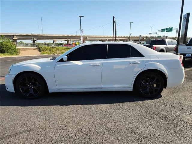 Used 2022 White Chrysler S Rear-Wheel Drive image 2