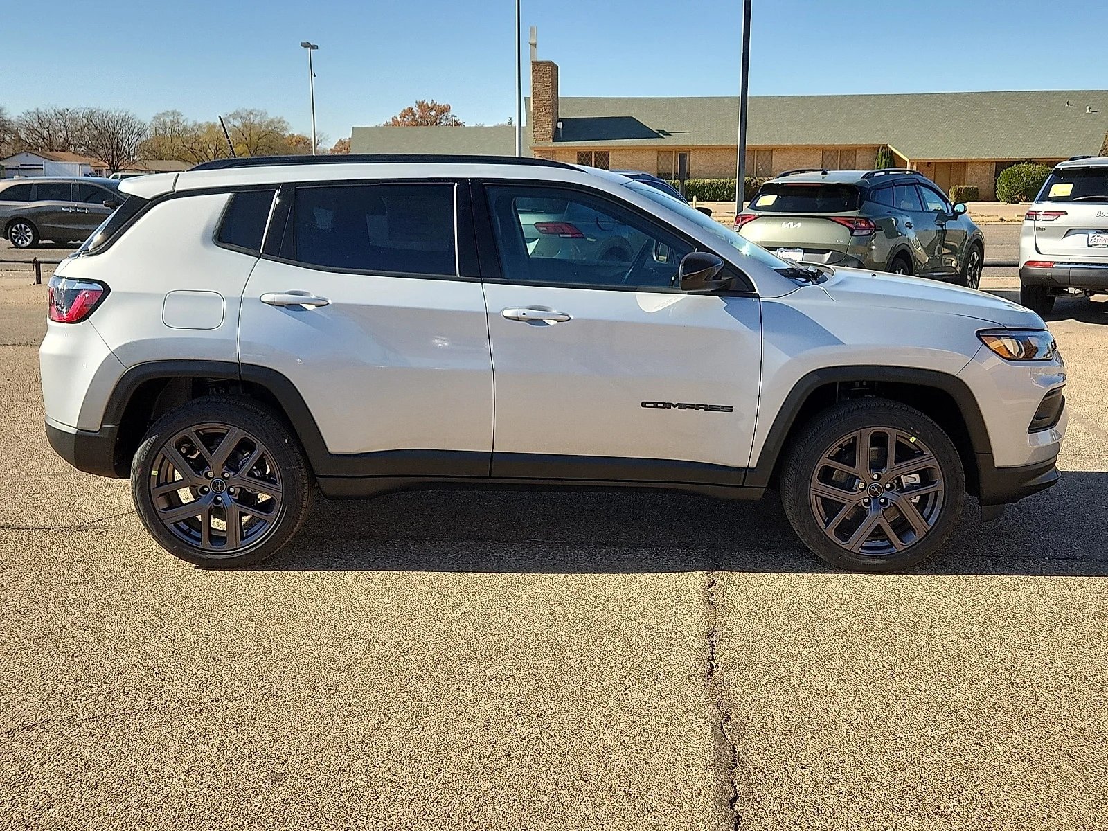 New 2026 PSE Silver Zyni Jeep LATITUDE ALTITUDE 4X4 image 5