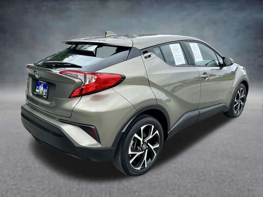 Used 2021 Brown Toyota XLE image 5