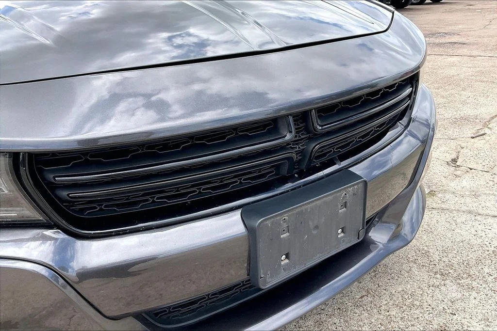 Certified Used 2022 Gray Dodge SXT image 33
