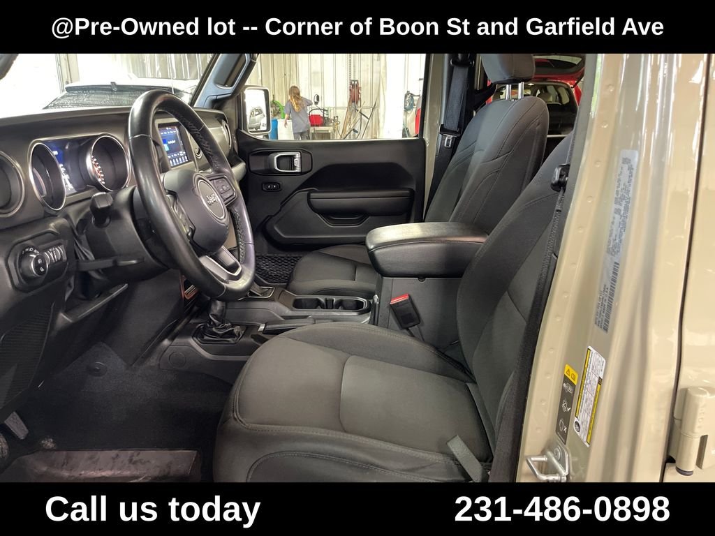 Used 2022 Beige Jeep Sport image 14