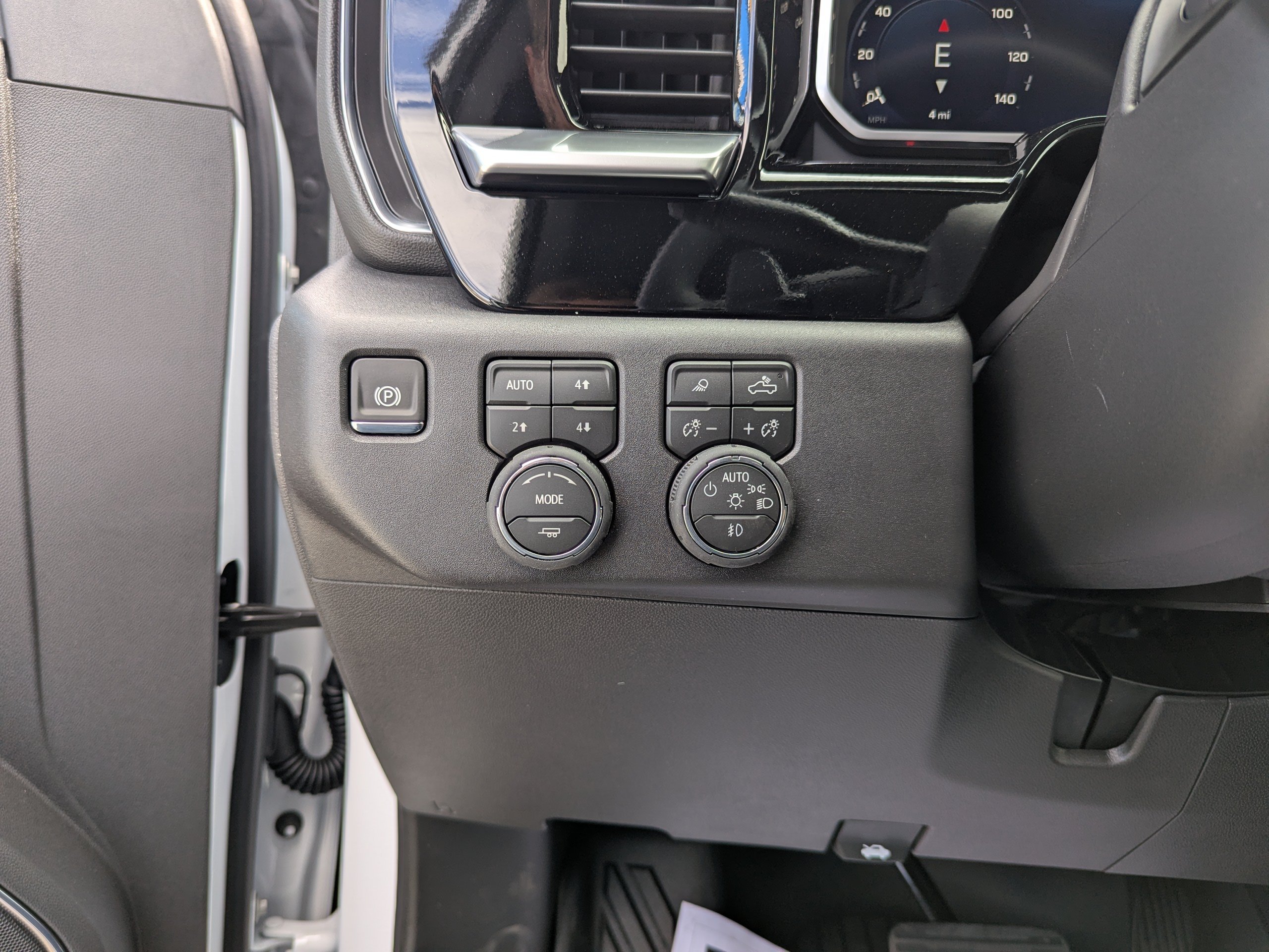 2026 Chevrolet Silverado 1500 LT Trail Boss - Photo 13