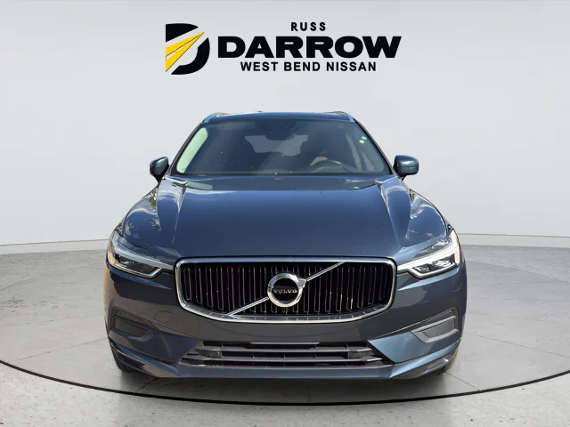 Used 2018 Blue Volvo T5 Momentum image 8