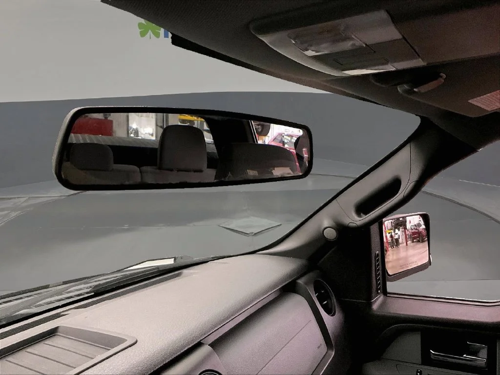 Used 2013 White Ford XL image 25