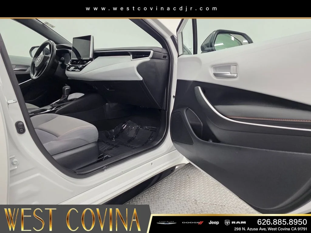 Used 2025 White Toyota FX image 9