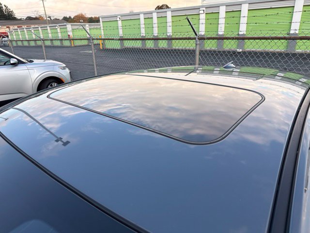 Used 2019 Gray Mazda Premium image 7