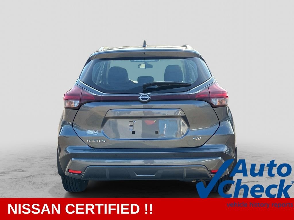 Used 2024 Gray Nissan SV image 6