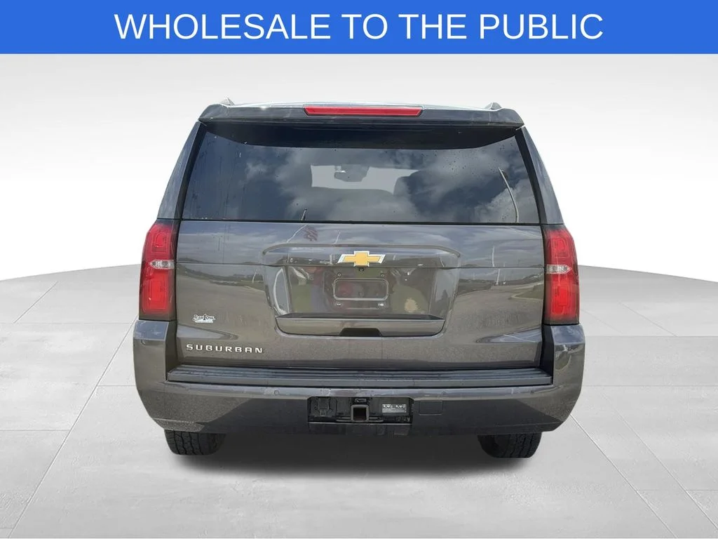 Used 2018 Gray Chevrolet LT image 4