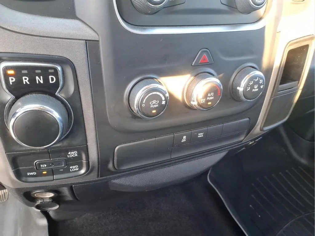 Used 2014 Blue Ram Express image 22