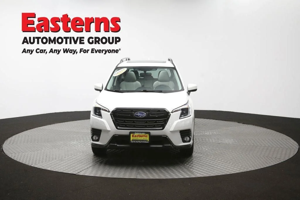 Used 2022 White Subaru Premium image 58