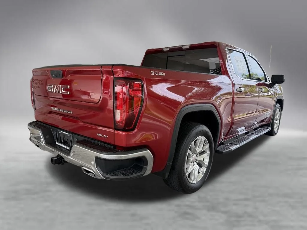Used 2021 Red GMC SLT image 3