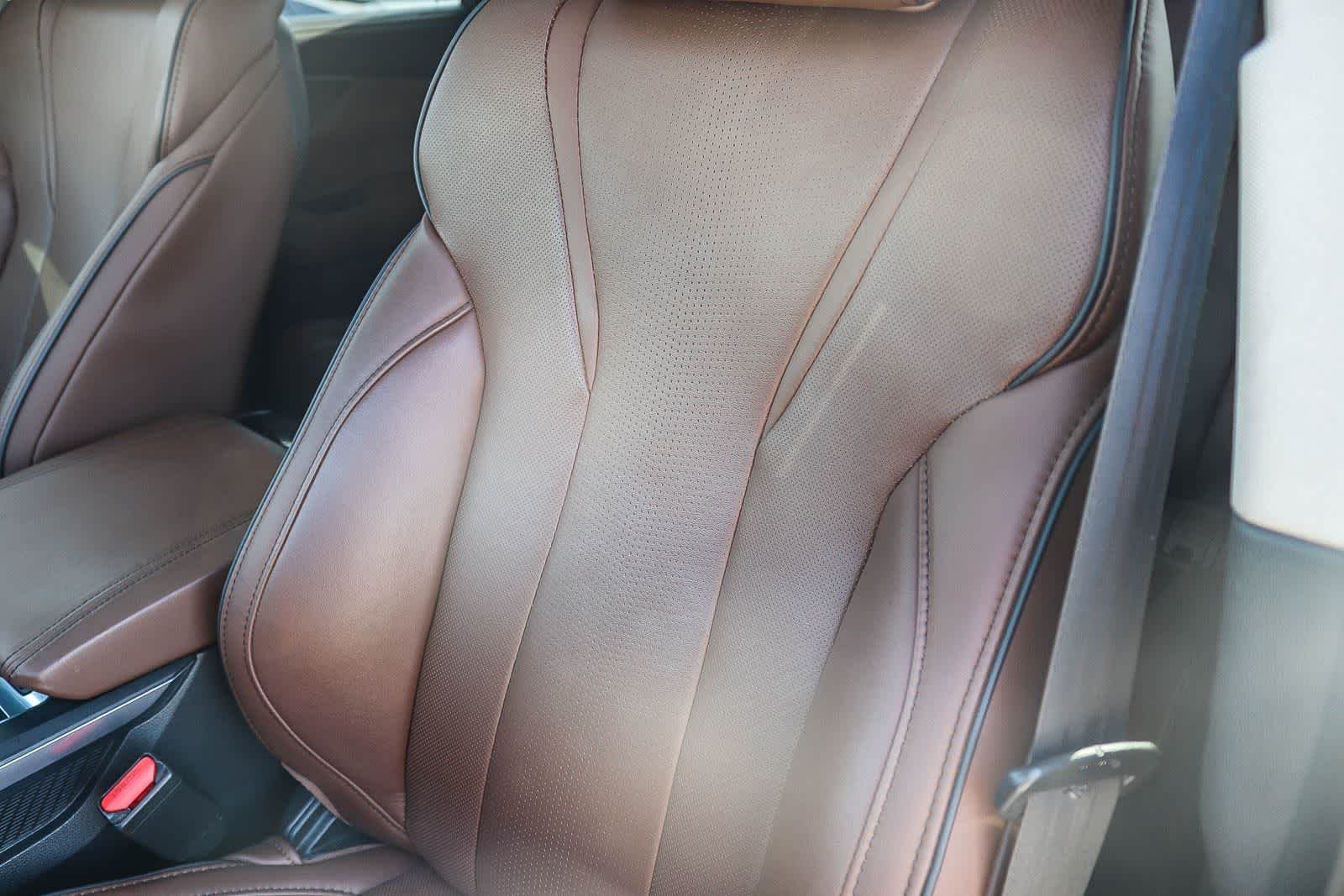 Used 2023 White Acura w/Advance Package image 21
