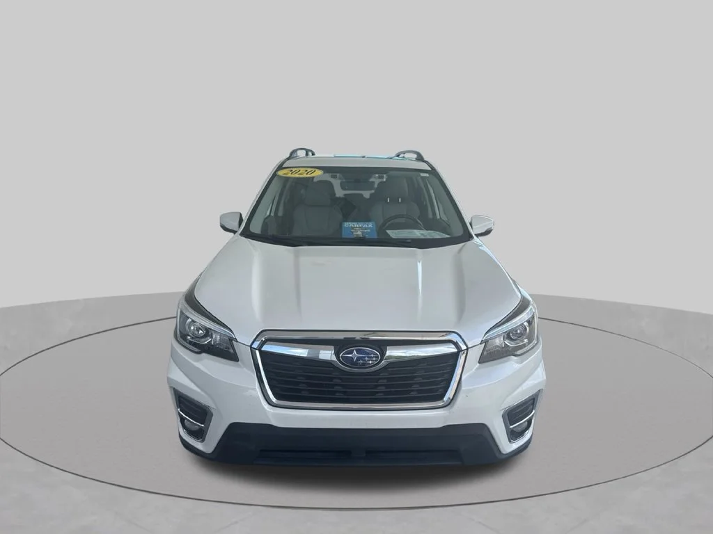 Used 2020 Crystal White Pearl Subaru Limited image 14