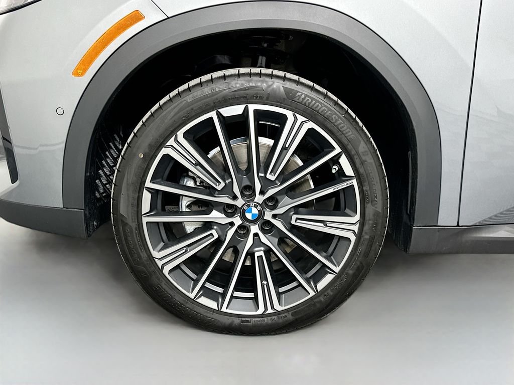 New 2026 Skyscraper Grey Metallic BMW xDrive28i image 23