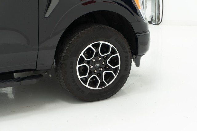 Used 2023 BLACK Ford XL image 5