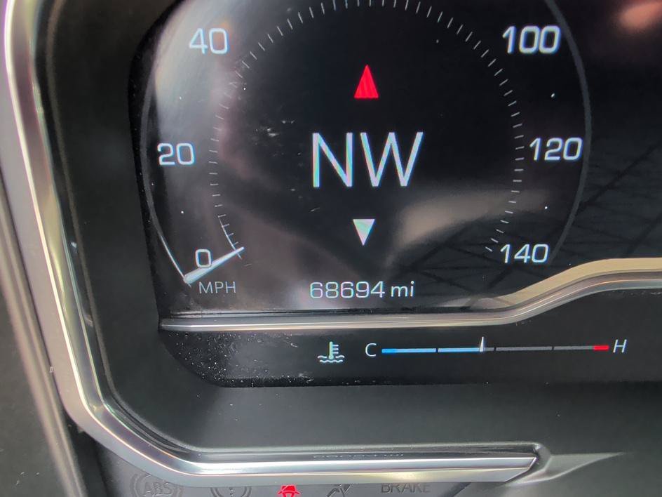Used 2024 Onyx Black GMC Denali image 22