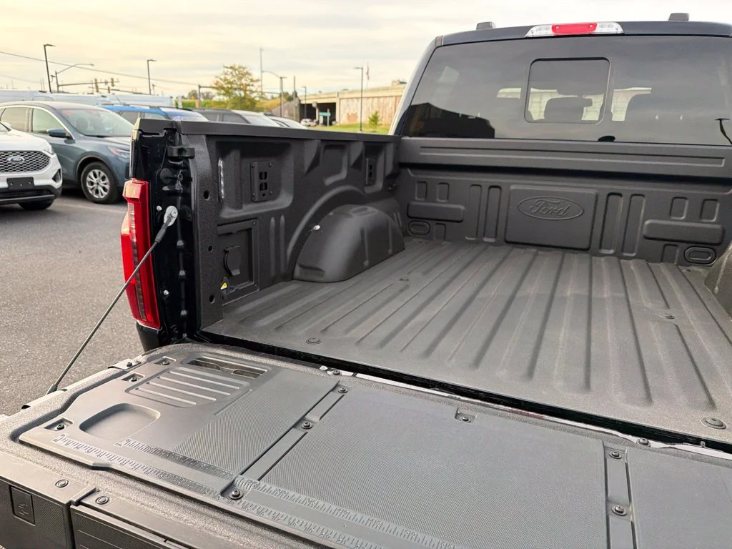New 2026 Antimatter Blue Metallic Ford XLT image 25