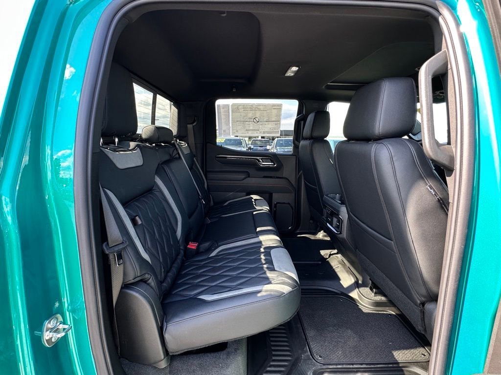 New 2026 Onyx Black GMC AT4 image 14