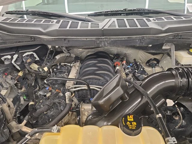 Certified Used 2021 Oxford White Ford XLT image 35