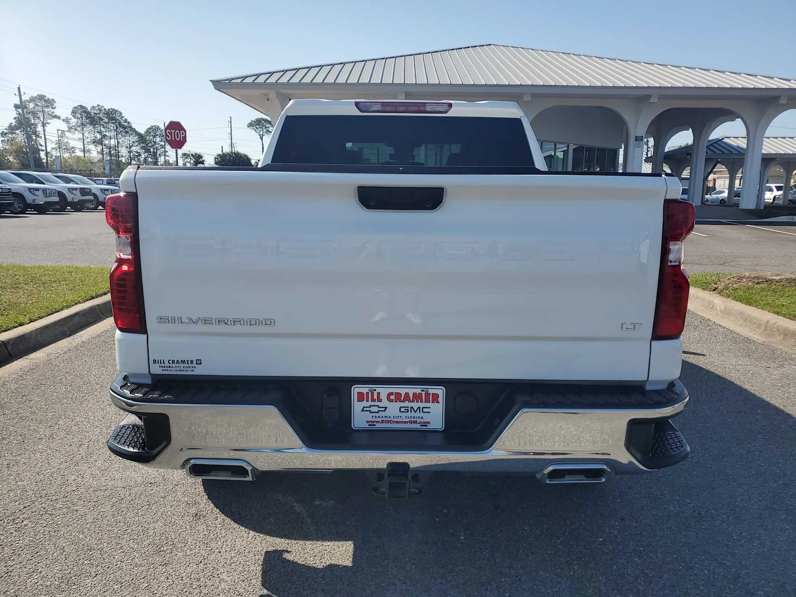 Used 2023 Summit White Chevrolet LT image 4