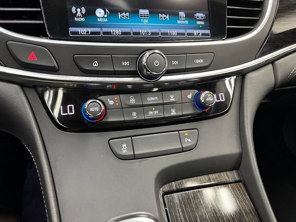 Used 2018 Black Buick Essence image 27