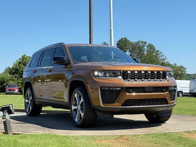 New 2026 Copper Shino Metallic Clear-Coat Exterior Paint Jeep Limited image 1
