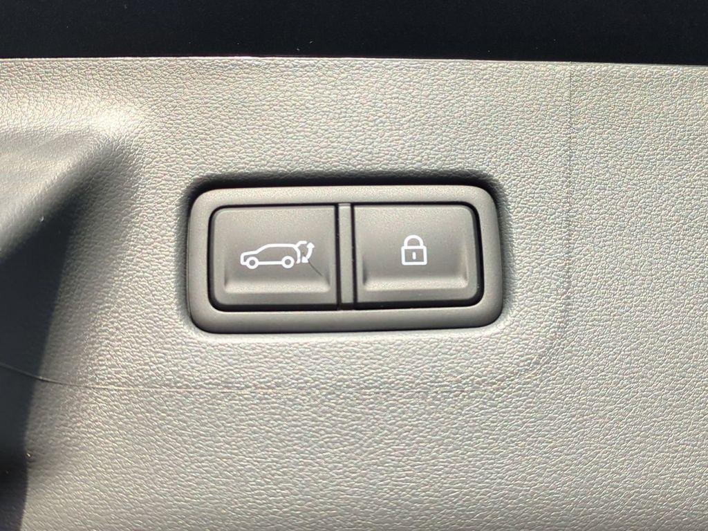 New 2026 Black Hyundai SEL image 15