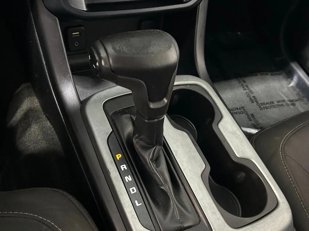 Used 2017 Summit White Chevrolet LT image 22