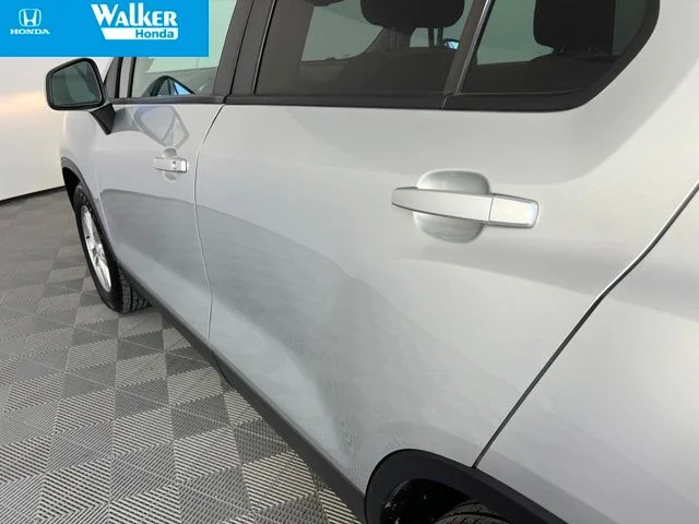 Used 2022 Silver Chevrolet LS image 12