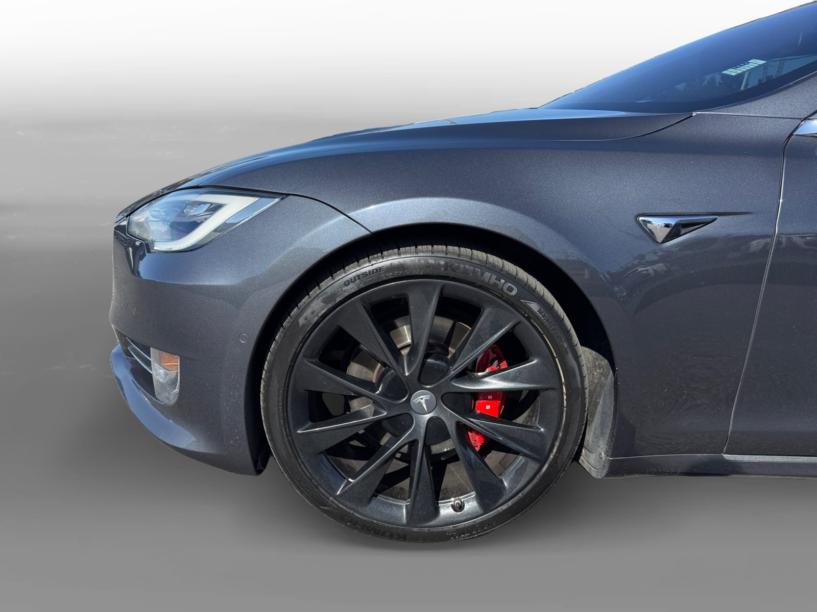 Used 2020 Midnight Silver Metallic Tesla Performance image 9