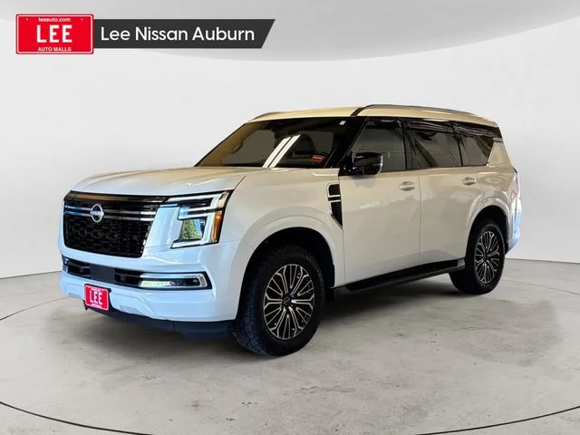 Used 2025 Aspen White Tricoat Nissan SL image 1