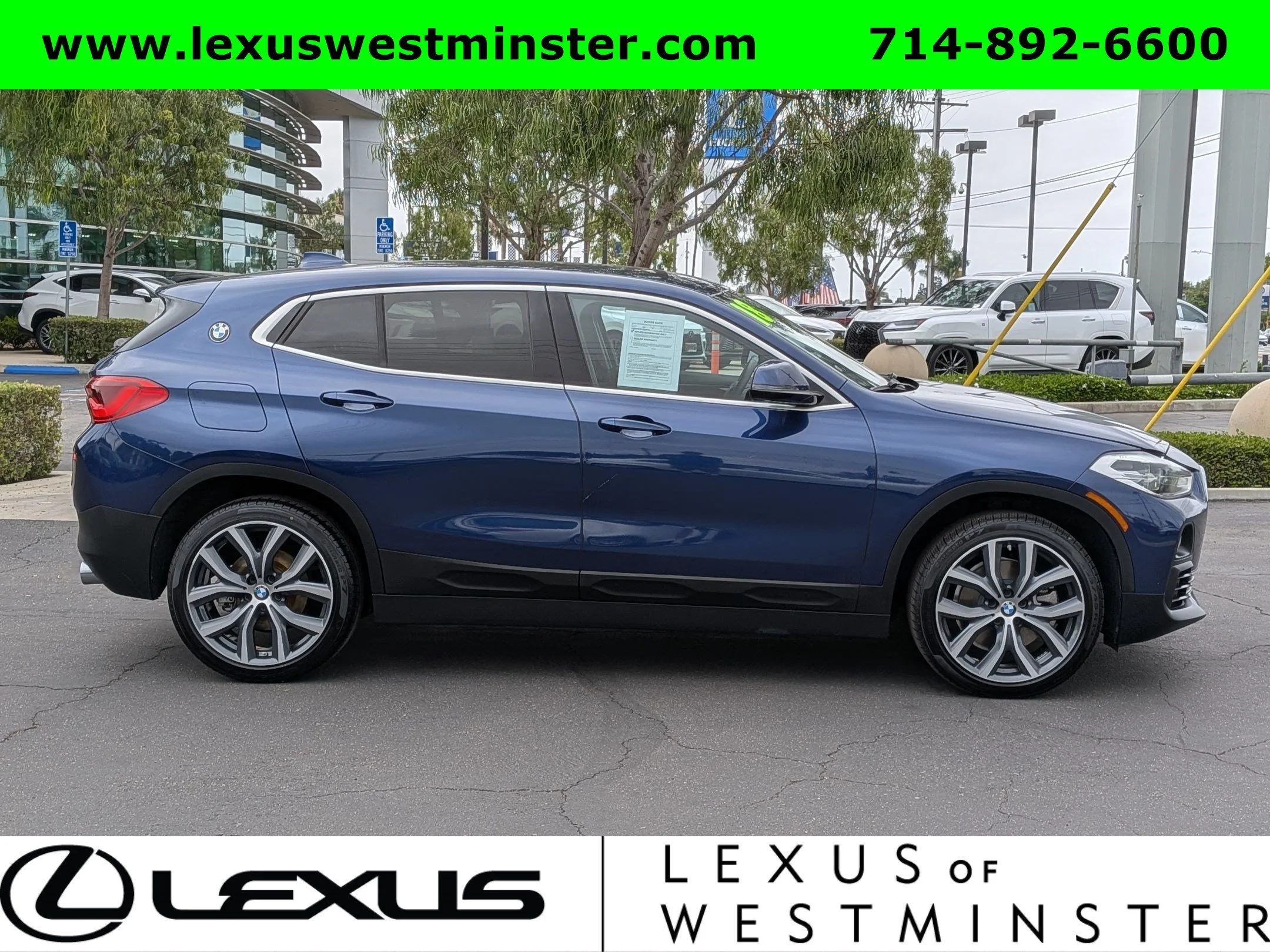 Used 2018 Mediterranean Blue Metallic BMW sDrive28i image 4