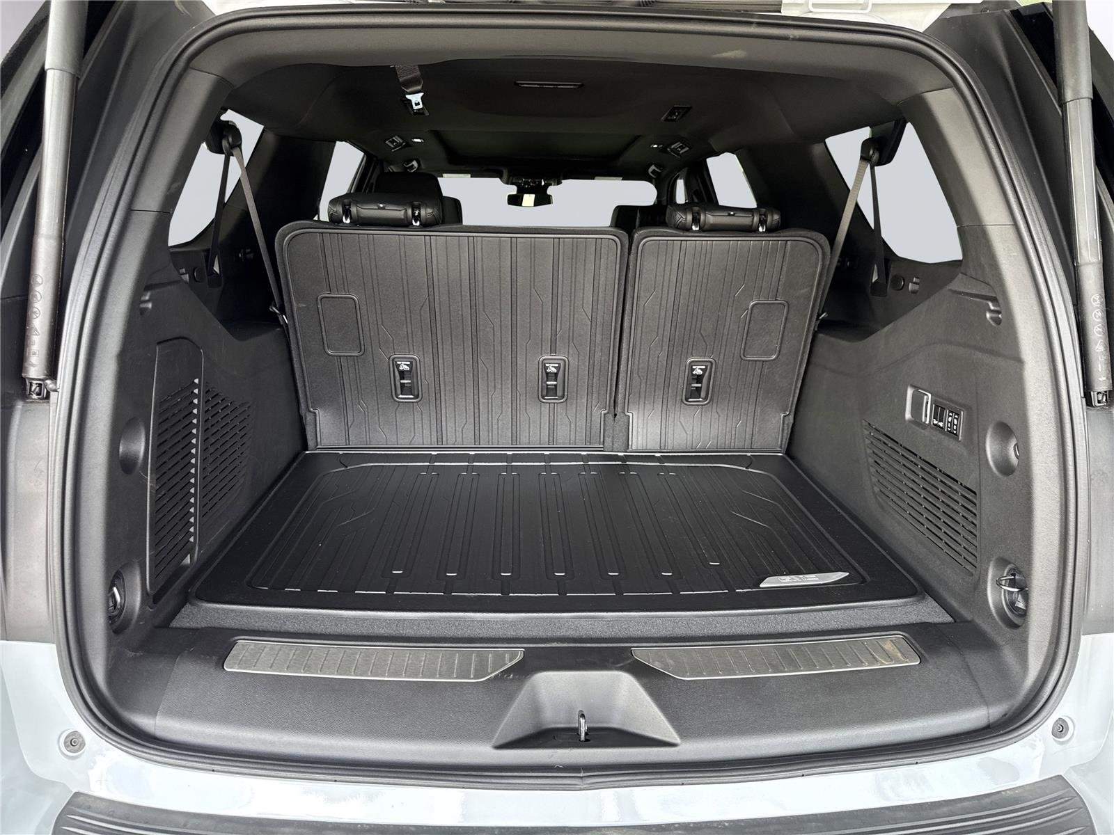 New 2026 Glacier White Tricoat GMC Denali image 34