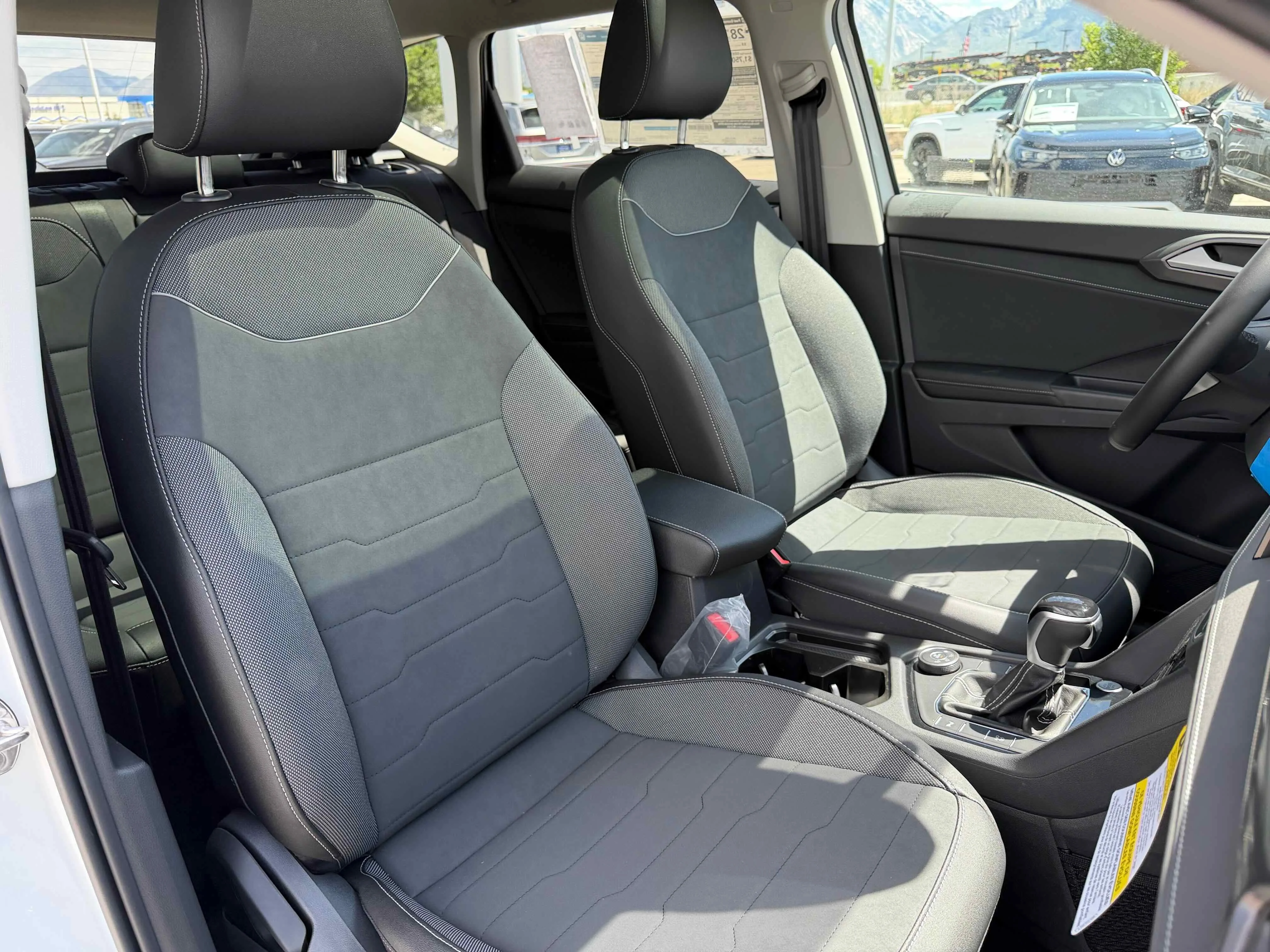 New 2026 Pure White Volkswagen SE Black image 33