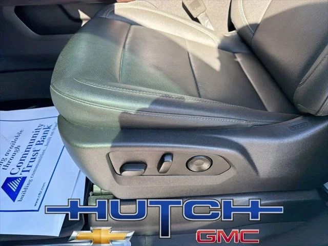 Used 2023 Summit White GMC SLT image 27
