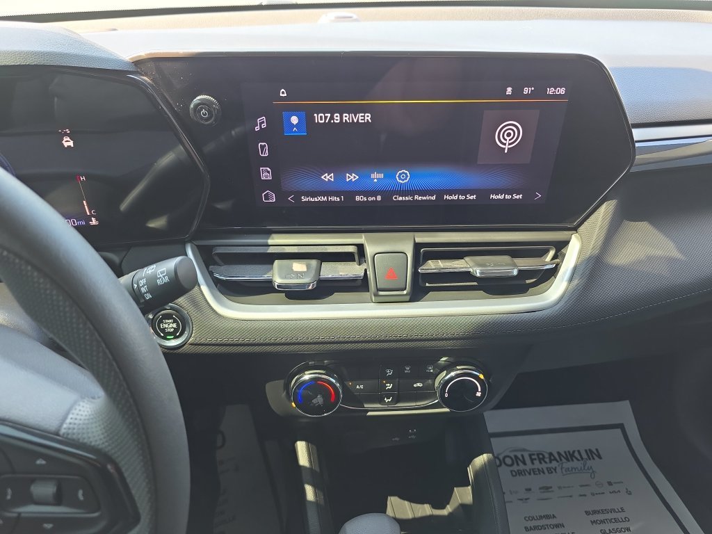 Used 2025 Black Chevrolet LS image 15