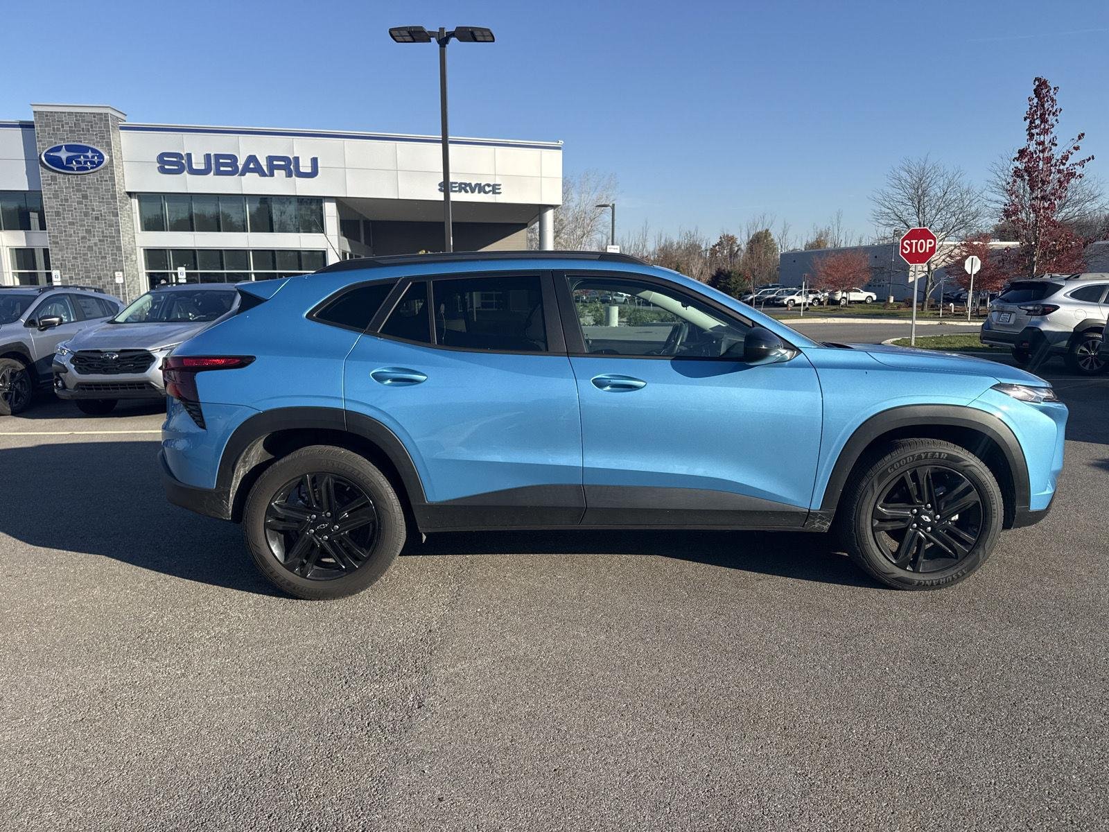 Used 2025  Chevrolet  image 11