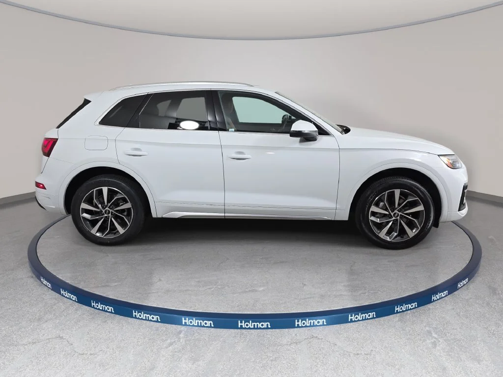Used 2021 Glacier White Audi 45 Premium Plus image 5