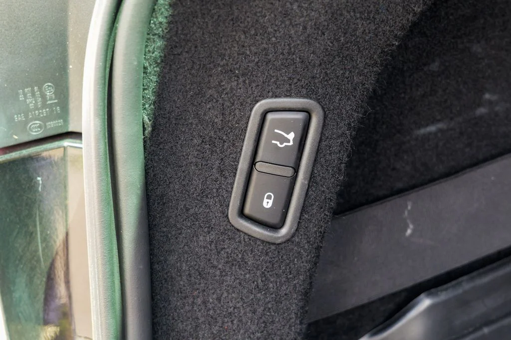 Used 2017  Maserati S image 68