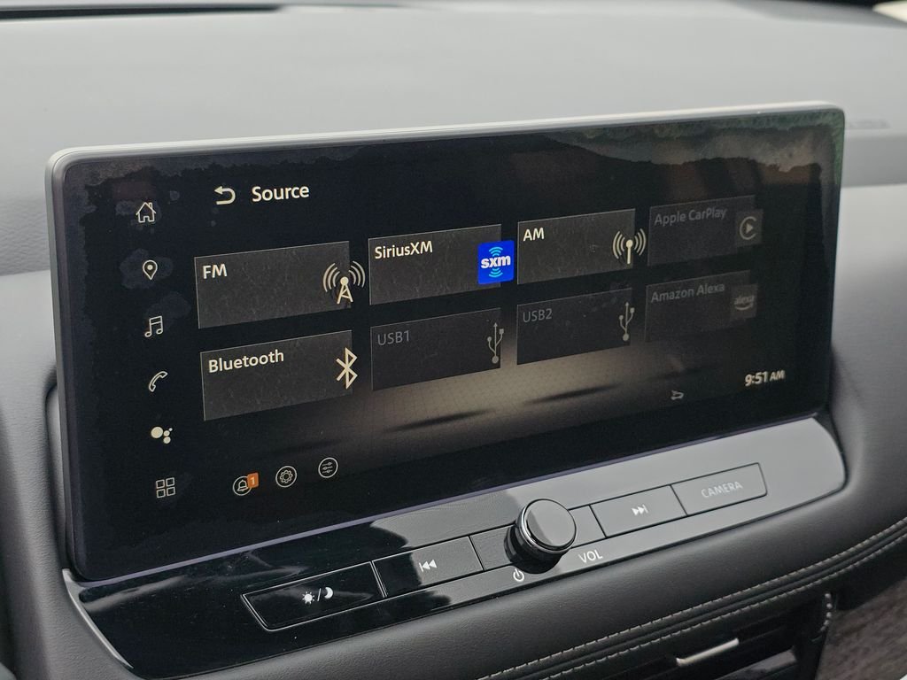Used 2025 Gray Nissan Platinum image 32
