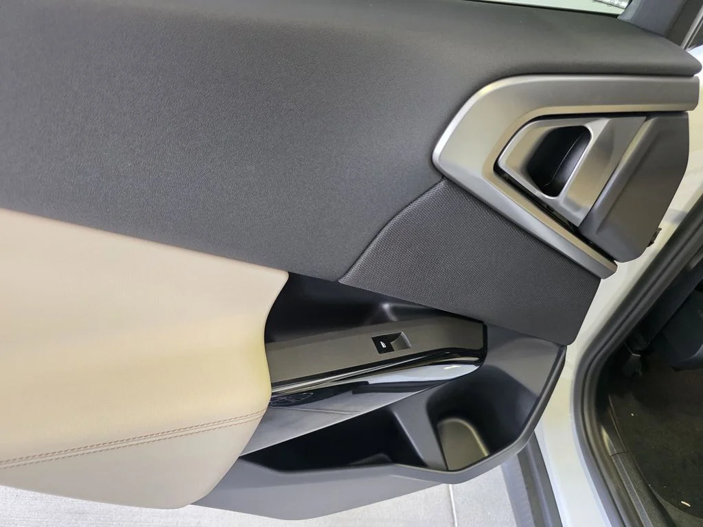 New 2026 White BMW 30 xDrive image 14