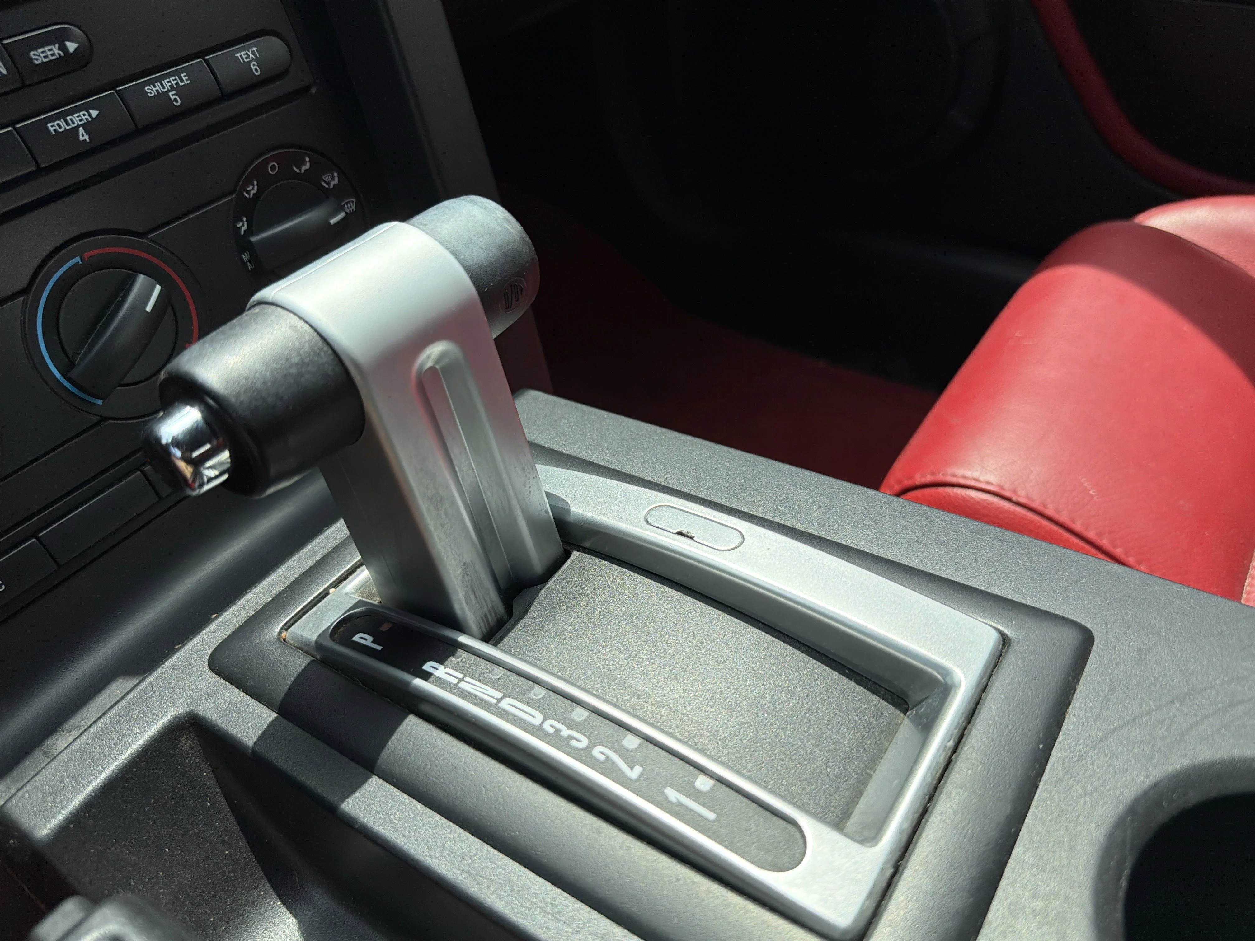 Used 2006 White Ford Standard image 19