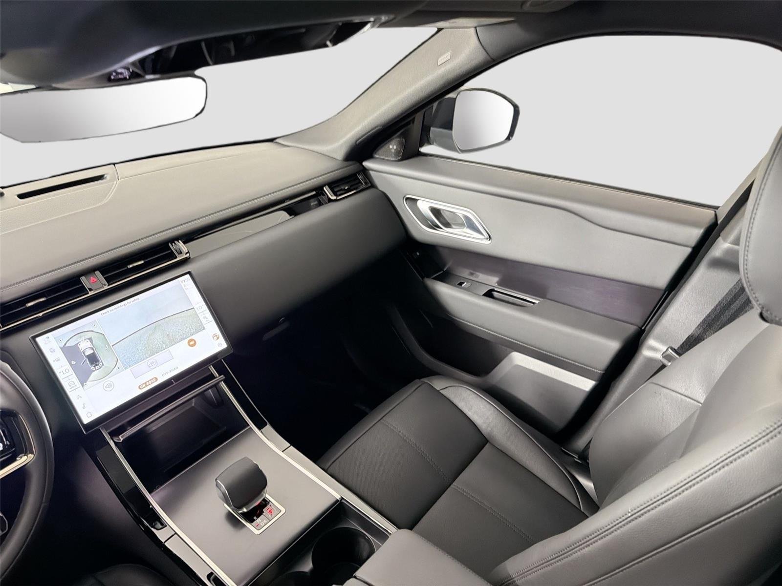 New 2026 Fuji White LAND ROVER Dynamic SE image 23