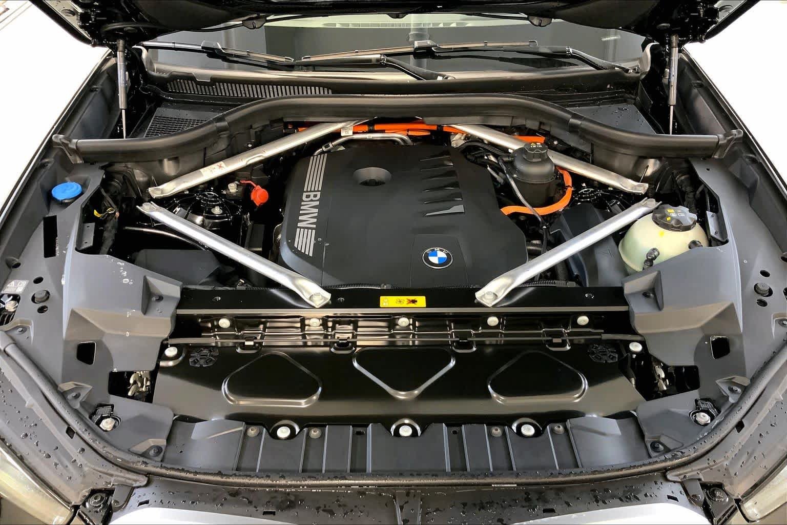 New 2026 Black Sapphire Metallic BMW xDrive50e image 16