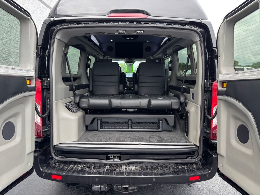 New 2026 Black Ford Explorer Limited SE image 13